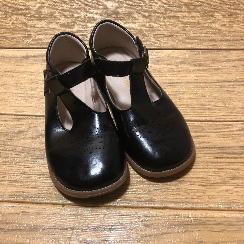 Kiderence girl black mary Jane style shoes, size 12